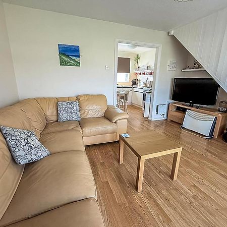 Great 3 Bedroom Chalet To Hire With In Hemsby, Great Seaside Break! Ref 18194B Bagian luar foto