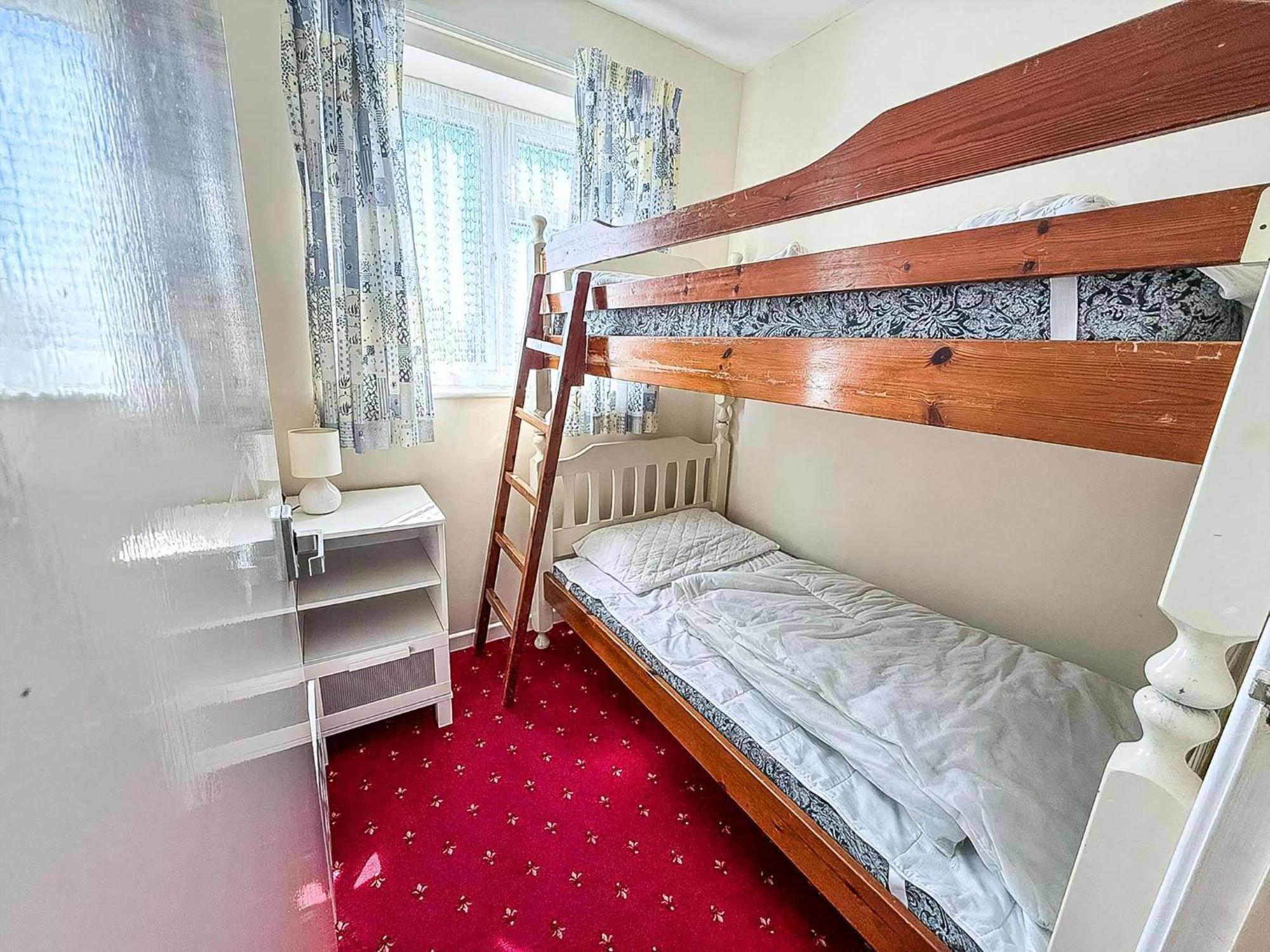 Great 3 Bedroom Chalet To Hire With In Hemsby, Great Seaside Break! Ref 18194B Bagian luar foto